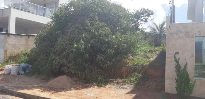 Lote no portal do sol medindo 360 metros topografia semi plana!!!