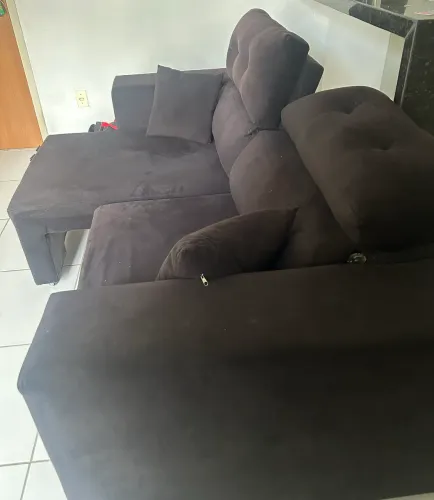 Sofá retrátil e reclinável