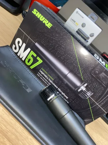 Microfone Dinámico - SHURE SM57