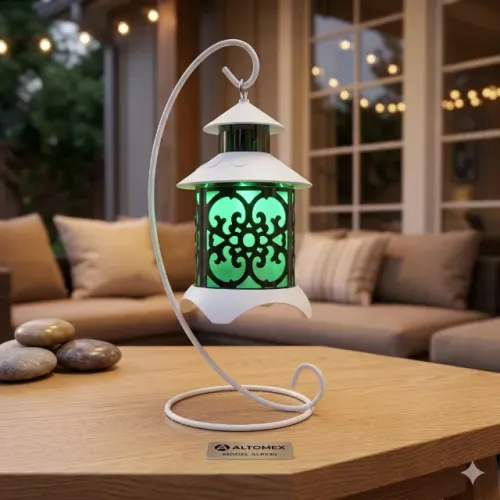 Caixa de Som Decorativa Bluetooth Estilo Lamparina LED com Rádio FM e Luzes Coloridas