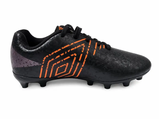 Chuteira Umbro ADAMANT tamanho 30