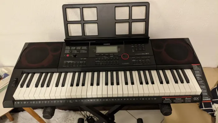 Casio CT-X3000 - Estado de Novo | Com Fonte Original e Pedal Sustain