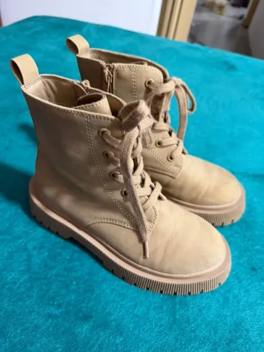 Coturno/Bota Infantil
