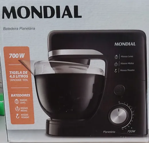 Batedeira de bolo ou massas em geral