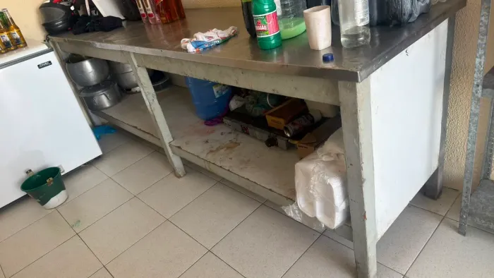 Mesa inox industrial para cozinha