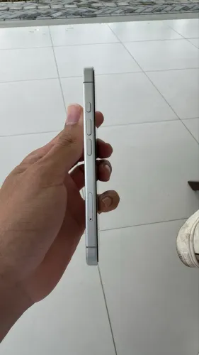 iPhone 16 garantia até setembro