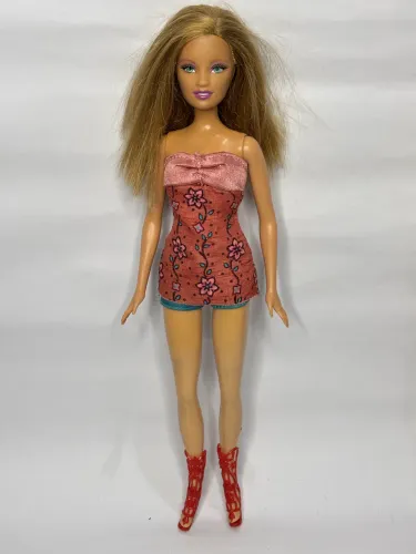 Barbie Fashion Fewer antiga