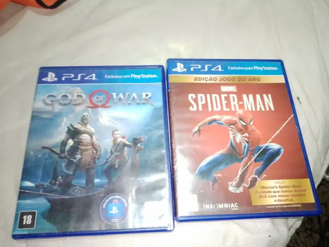 Vendo combo de jogo ps4