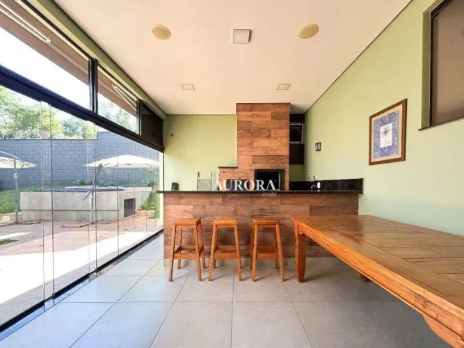 Casa condomínio Petit Ville - venda - Jardim Itatiaia 2 - Londrina/PR