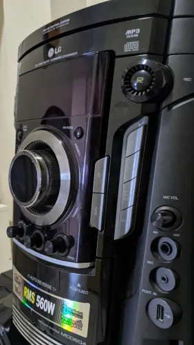 Mini Hi-Fi System LG 560w Bivolt (sem as caixas)
