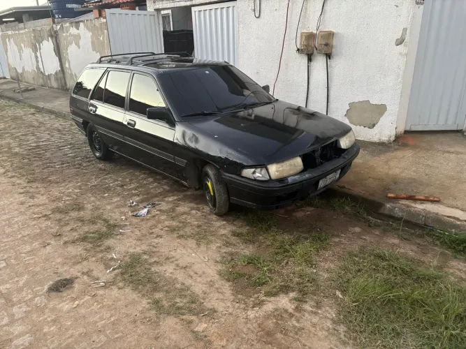 Ford Versailles Ghia 2.0i / 2.0 2P E 4P 1992