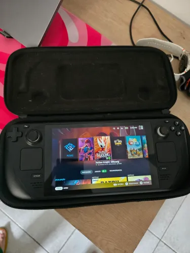 Steam Deck 1TB - Excelente Estado + Case e Carregador