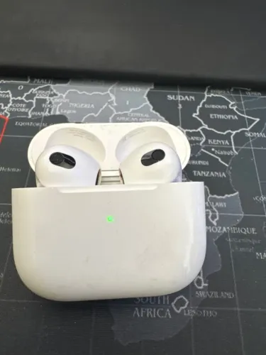 AirPods 3