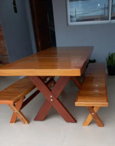 Mesa de madeira