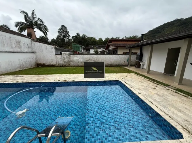 Casa em Condomínio para Locação em Ubatuba, Horto Florestal, 3 dormitórios, 2 suítes, 3 ba
