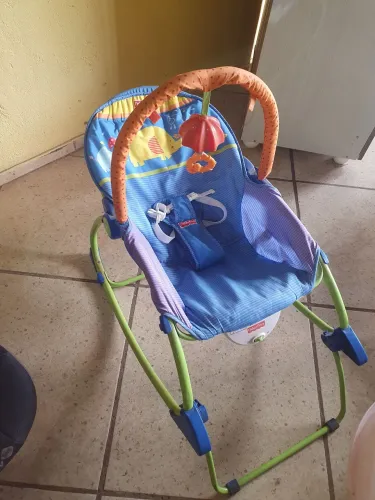 Cadeirinha para bebê de descanso que vibra