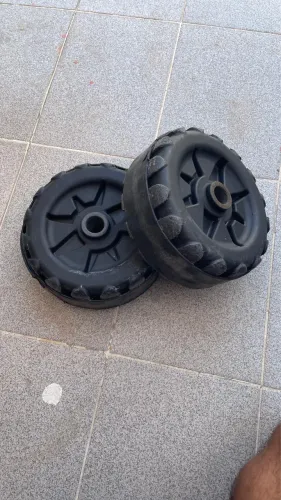 VENDO RODAS CAIAQUE ARK 1290