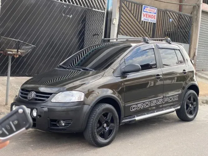 Volkswagen Crossfox 1.6 MI Total Flex 8V 5P 2006