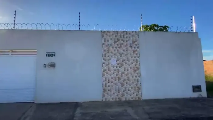 Casa para Venda em Imperatriz, Colina Park, 3 dormitórios, 1 suíte, 2 banheiros, 4 vagas