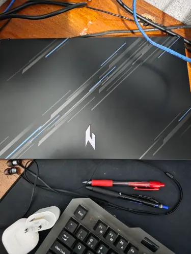 Acer Nitro V15 