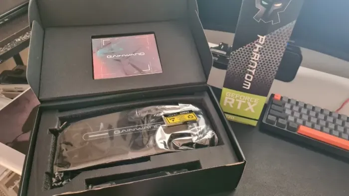 RTX 3070 Gainward Phantom com caixa completa