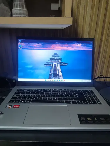 Notebook Acer Aspire Ryzen 5 7ª DDR5 256GB SSD Detalhe