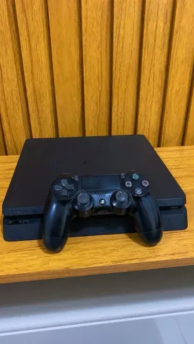 PlayStation 4 Slim + controle original + Jogos