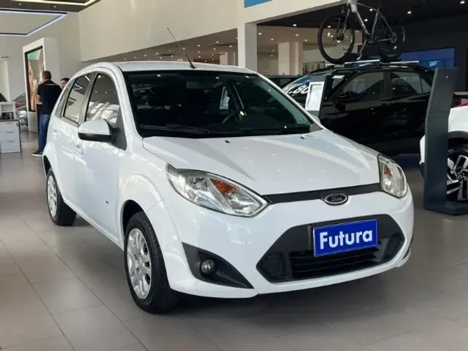 Ford Fiesta SE 1.6 8V Flex 5P 2014