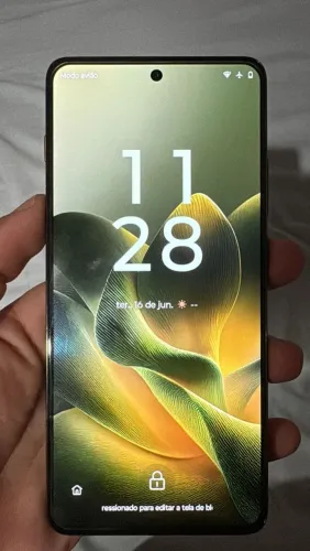 CELULAR NA CAIXA 