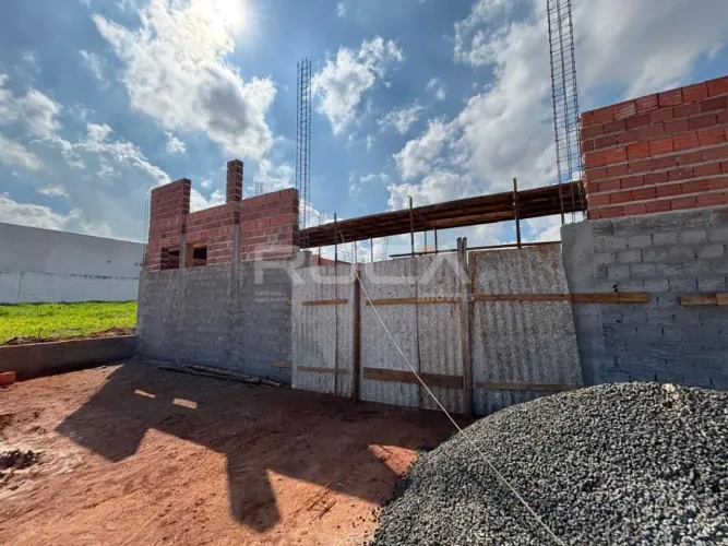 Barracão/Galpão Comercial para Alugar em Santa Felícia, São Carlos - Oportunidade Imperdív