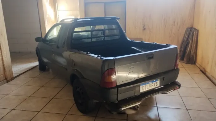 Fiat Strada LX 1.6 MPI 16V 2000