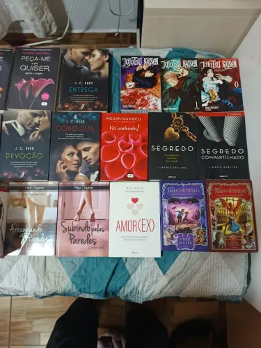 LIVROS USADOS E LACRADDOS(VALOR A NEGOSIAR)