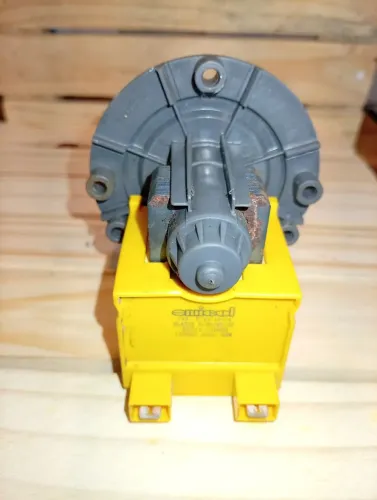 Eletrobomba de drenagem universal 110/127v