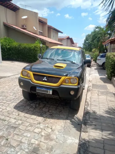 Mitsubishi L200 GL 2.5 4X4 CD Diesel 2012