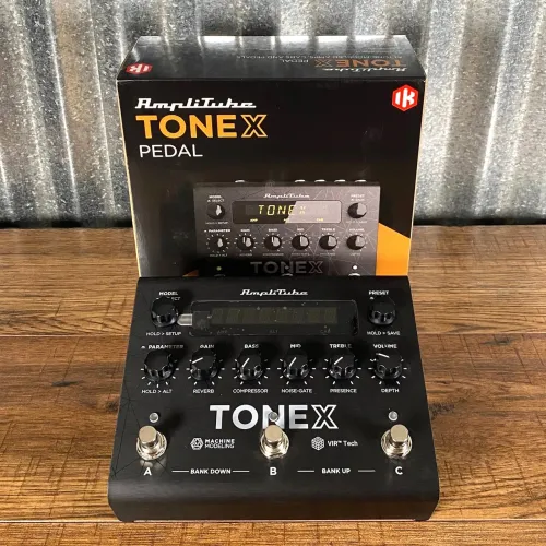 IK Multimedia Tonex Pedal