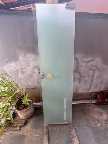 Duas Portas de Vidros Jateadas