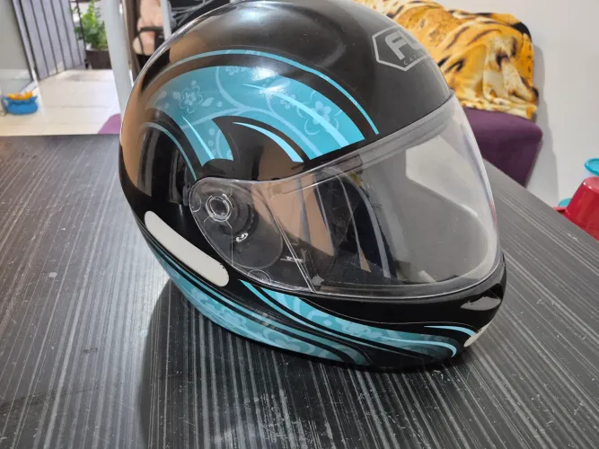 Capacete semi novo fly Tamanho 60
