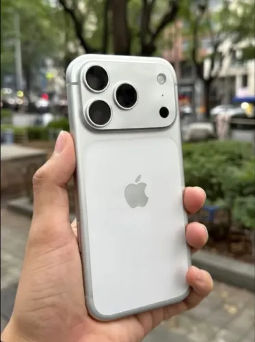 vendo ou troca iPhone 17 100% bateria - *