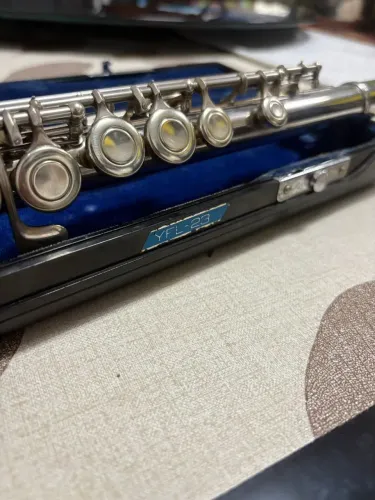 Flauta transversal yamaha