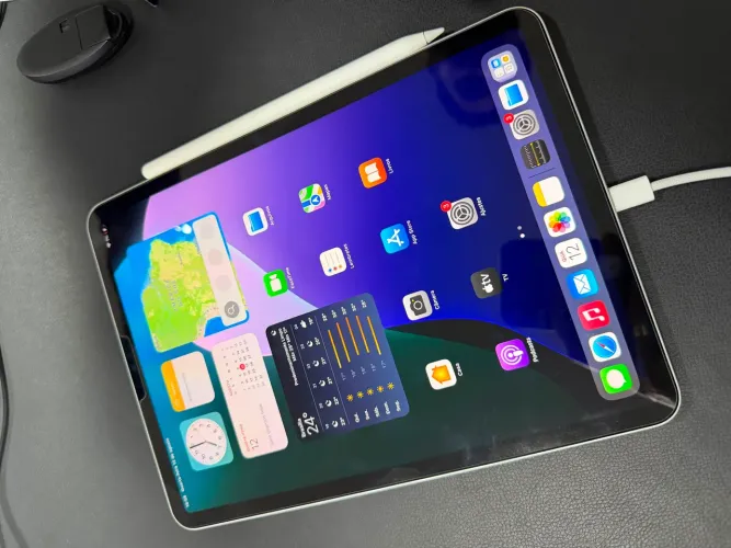 iPad Pro 11" - 4ª geração 256 GB+ Apple pencil