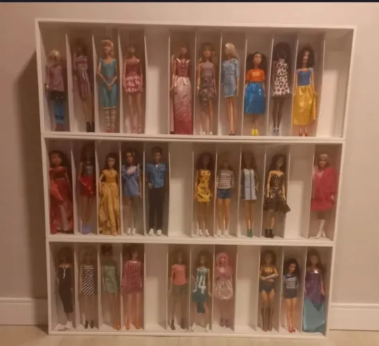 Expositor de bonecas