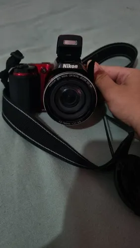 Vendo Câmera Nikon coolpix l810 vermelha