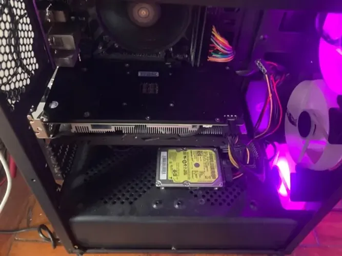PC Gamer Ryzen 5 2400G | 16GB RAM | SSD | Rtx 2060 Roda Tudo