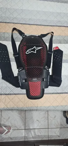 Protetor de Coluna ALPINESTARS Nucleon KR-1 vermelho/preto - TAM. M