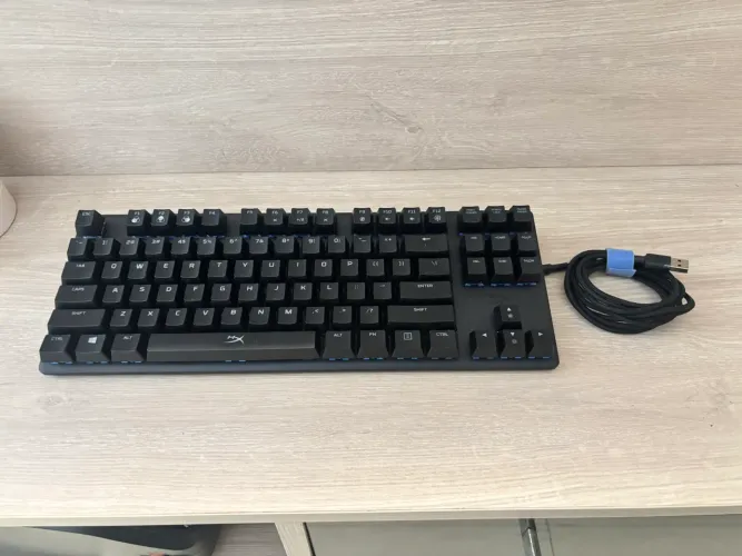 TECLADO GAMER HYPERX ALLOY ORIGINS CORE - SWITCH BLUE