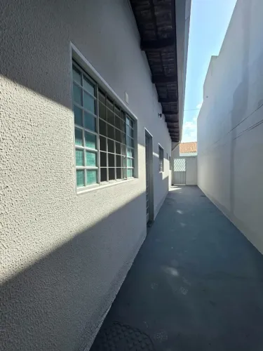 casa com 2 quartos, 1 vaga Setor Santos Dumont - Goiania