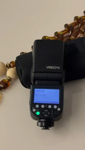 Flash A Bateria Godox V860iii Ttl Hss Para Camera Sony