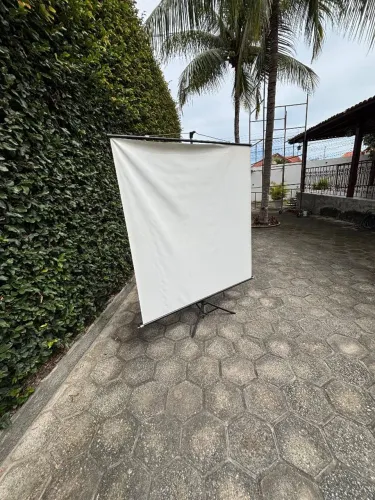 Tela pra projetor com tripe