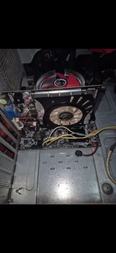 Placa de vídeo GPU Nvidia GT 220 GeForce 1 GB - Usada