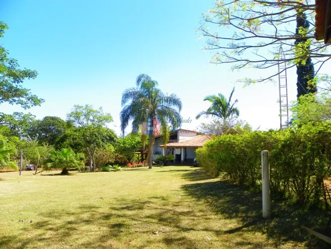 Chácara Linda e Aconchegante - Chácara - Tatui - SP. ACEITA FINANCIAMENTO BANCARIO .